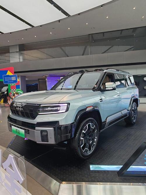 东莞300比亚迪方程豹硬派越野的爆款，英菲尼迪35周年与你共成长